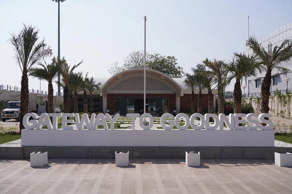 General Aviation Terminal (Exterior) at SVPI airport