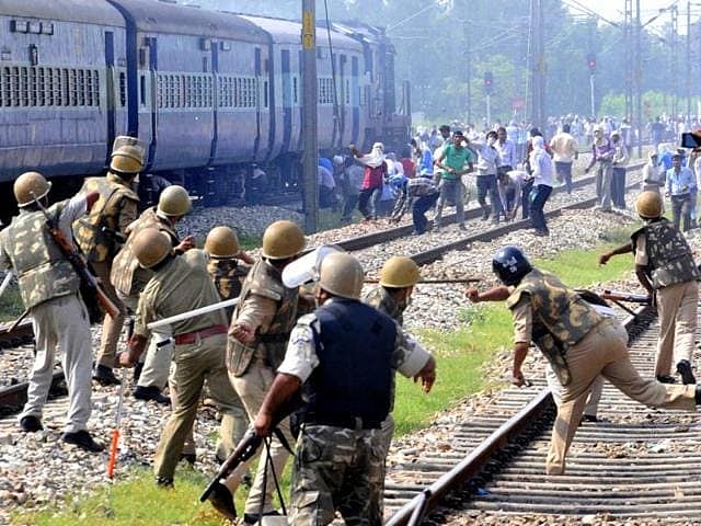 2 arrested for rioting, 6 cops suspended for assaulting railway job aspirants in UP's Prayagrag
