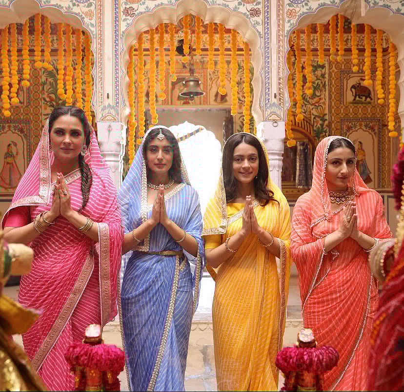 (l-r) Lara Dutta Bhupathi, Kritika Kamra, Anya Singh and Soha Ali Khan in a still from the show