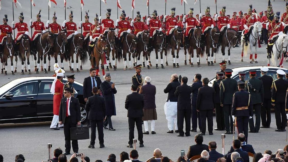 Delhi Police issues traffic advisory, buses to be diverted for Beating Retreat ceremony today