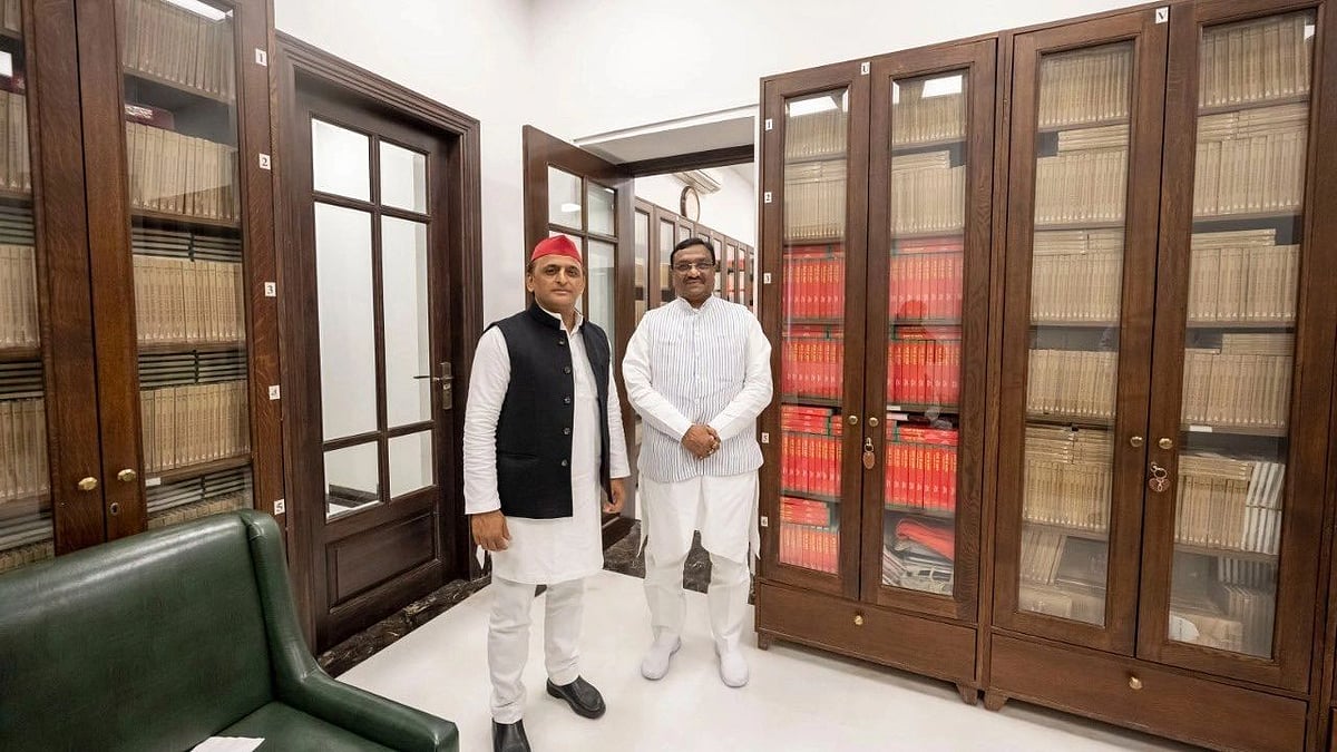 UP Assembly Polls: Akhilesh Yadav welcomes minister Dharam Singh Saini to SP moments after quitting BJP