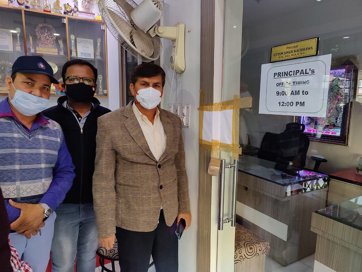 Indore: Five private city schools shut for not achieving 100% vaccination