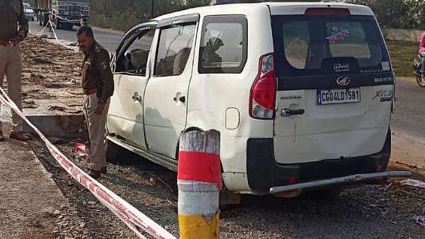 Chhattisgarh: 6 women killed, 5 including driver injured after SUV crashes into divider in Raipur