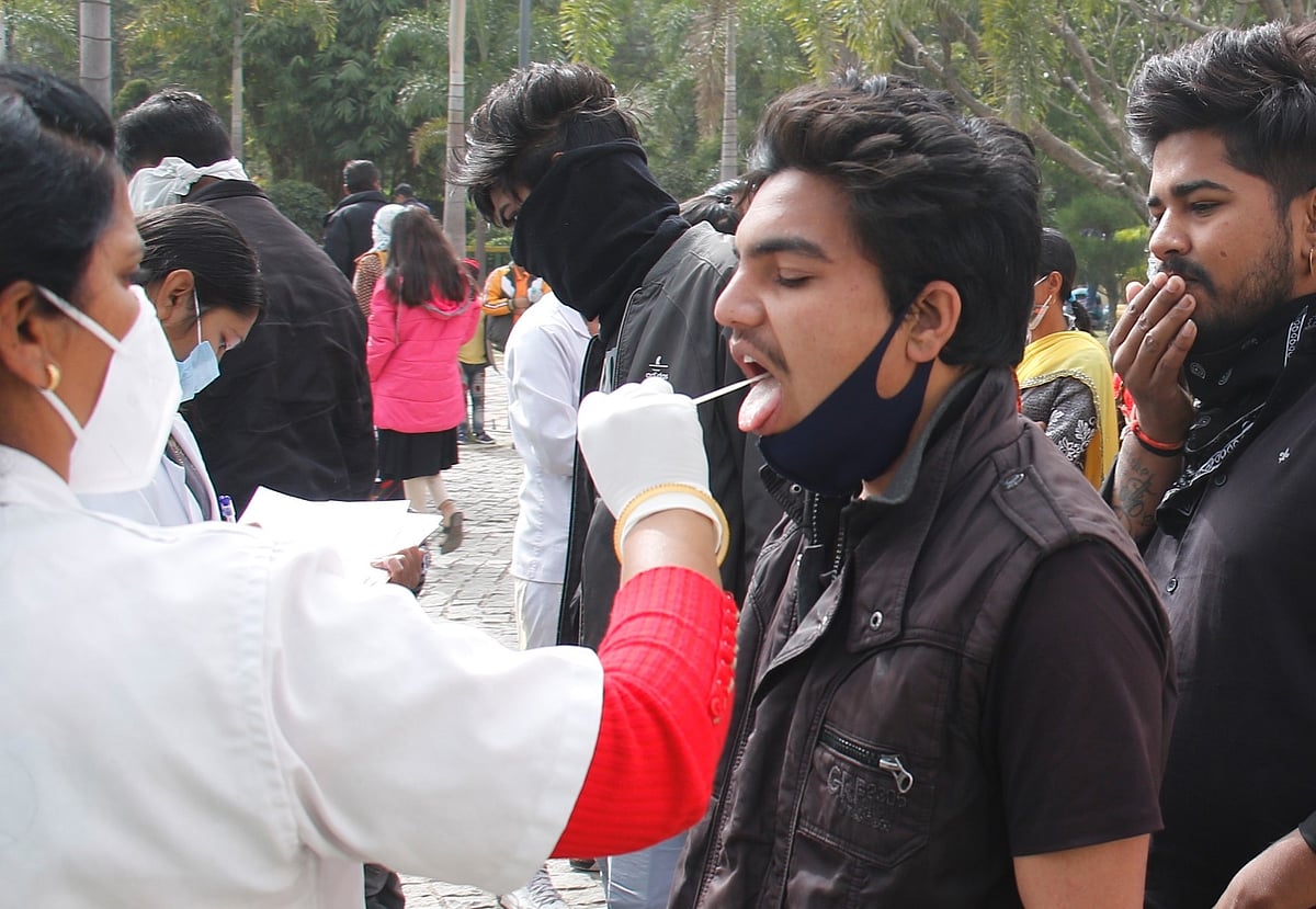 Indore: Covaxin shortage hits vaccination campaign; No drive to inoculate 15-18 teenagers in city on Wednesday
