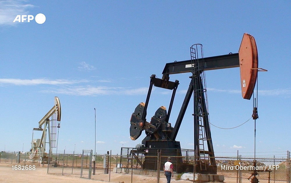Oil prices soar as Russia Ukraine conflict intensifies