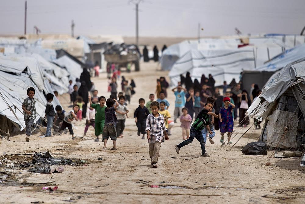 In Islamic State's former capital, crippling poverty drives exodus