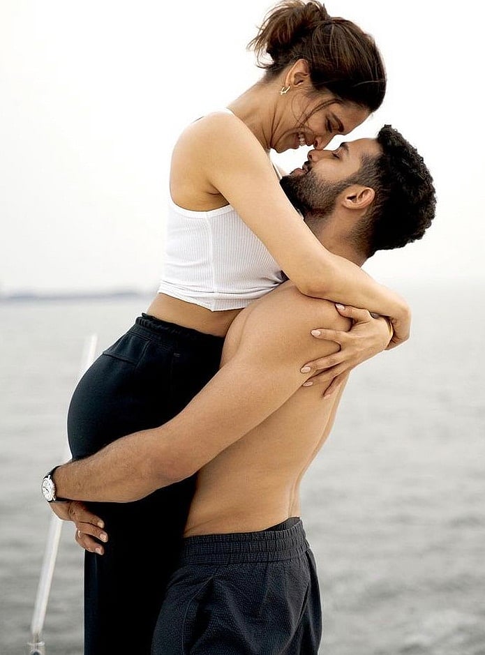 A still from Gehraiyaan