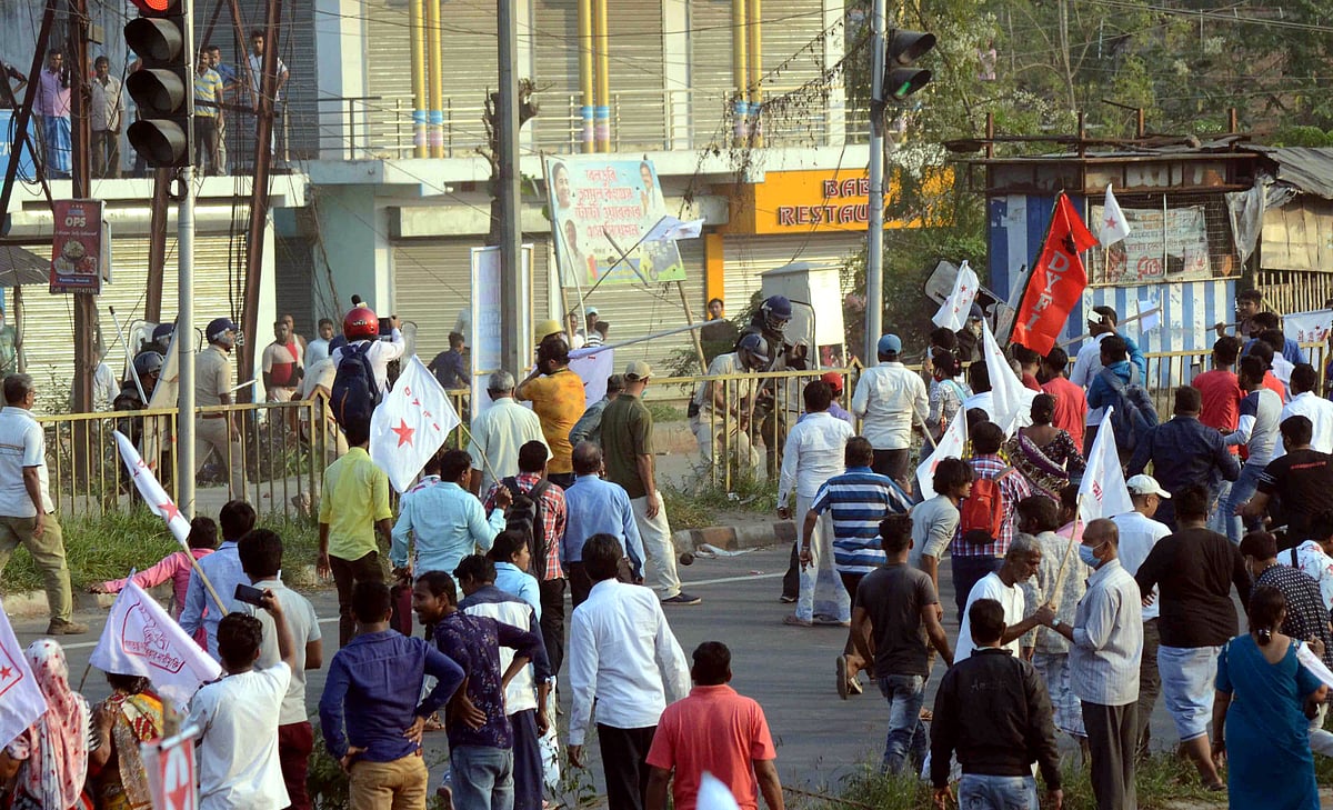 Anish Khan death case: Villagers stop SIT from exhuming body; student bodies clash with police during protest