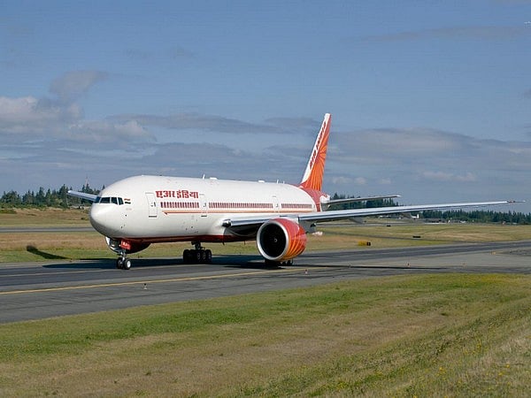 Russia Ukraine Crisis: Air India's special flight leaves from Ukraine to Delhi with 241 passengers will land at 11.30 pm tonight