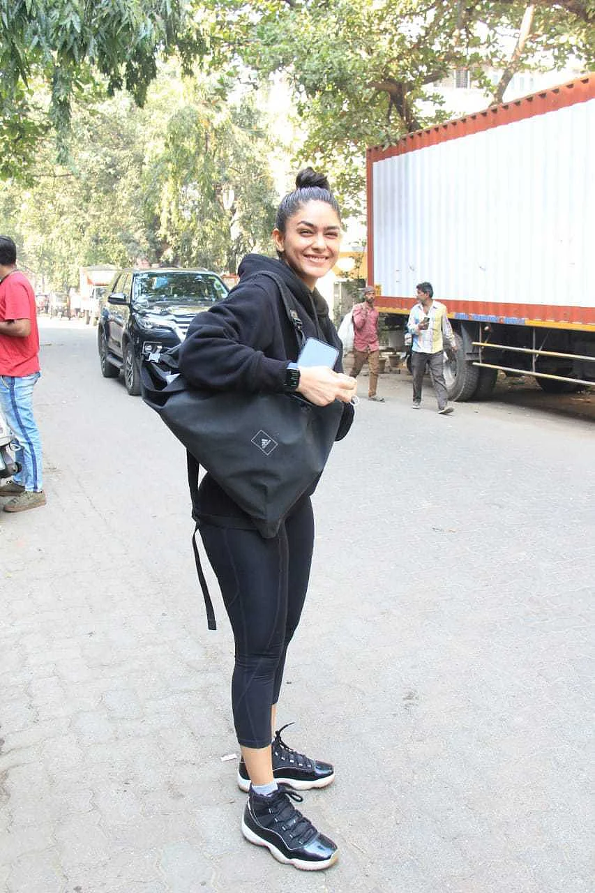 Mrunal Thakur