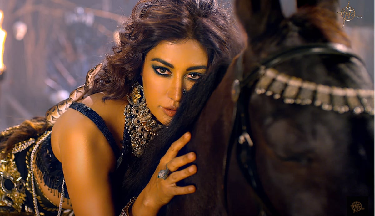 Watch: Chitrangda Singh rides a horse, carries a snake around her neck in 'Saiyaan' music video