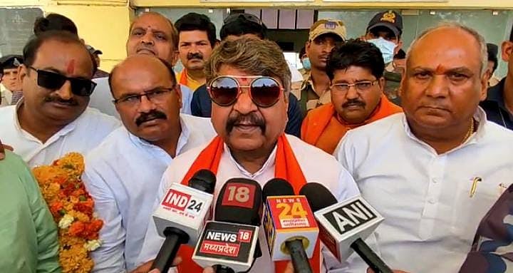 Gwalior: Opposition first develop leadership then contest elections against Modi, Says Vijayavardiya