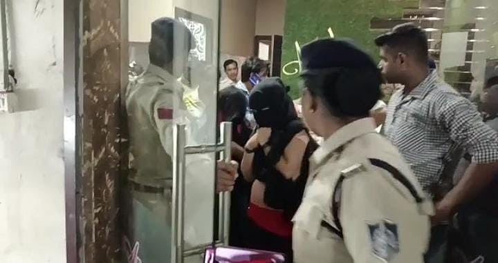 Katni: Police bust ‘sex racket’ running under guise of spa centre; 7 arrested including 4 girls
