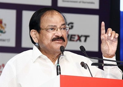 Vice-President celebrates Holi with school children 