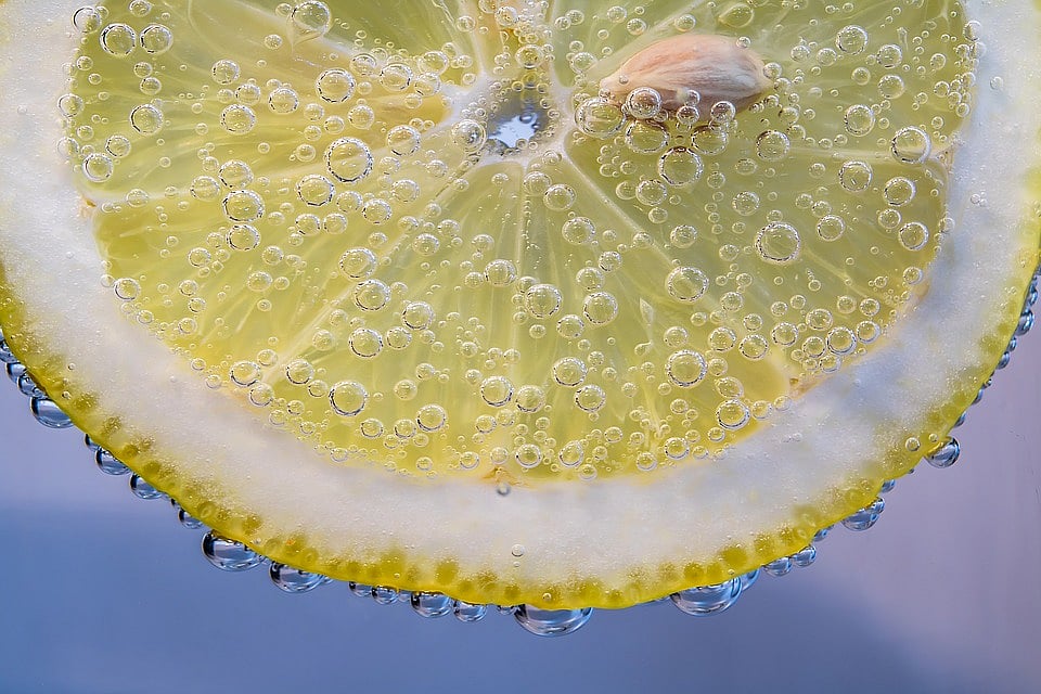 Navi Mumbai: Heat pushes up lemon prices