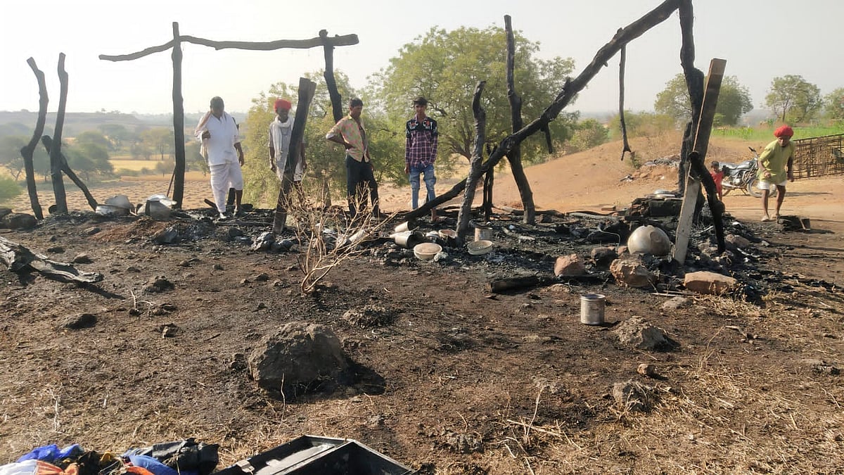 Petlawad: Fire breaks out in house, no causalities reported