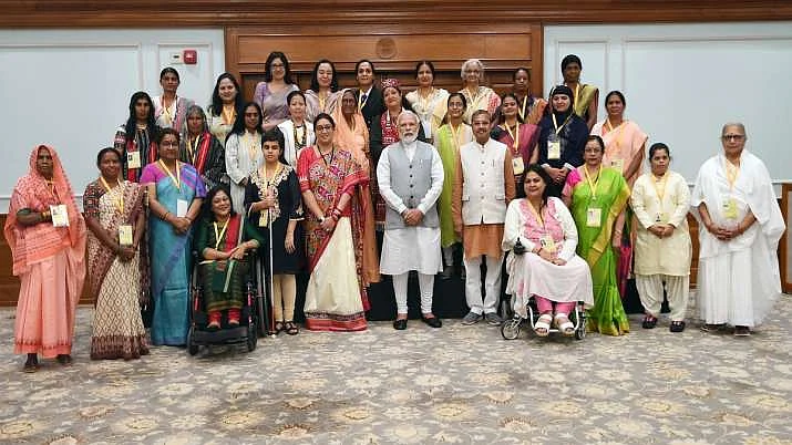 Nari Shakti Puraskar | Photo: TWITTER/ @NARENDRAMODI