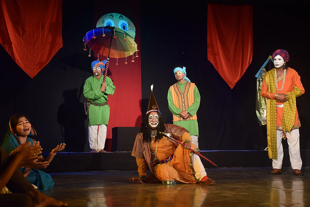 A satirical drama ‘Global Raja’ being staged on the first day of 36th National Drama Festival organised by Abhinav Rangmandal, in Ujjain on Tuesday.  | FP PHOTO 