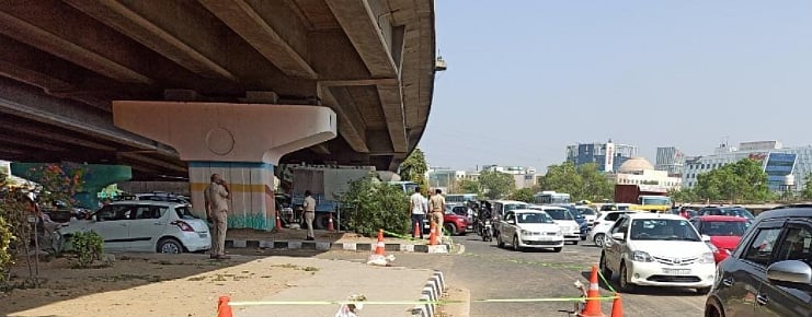 Delhi: Woman jumps to death from Rajiv Chowk flyover in Gurugram