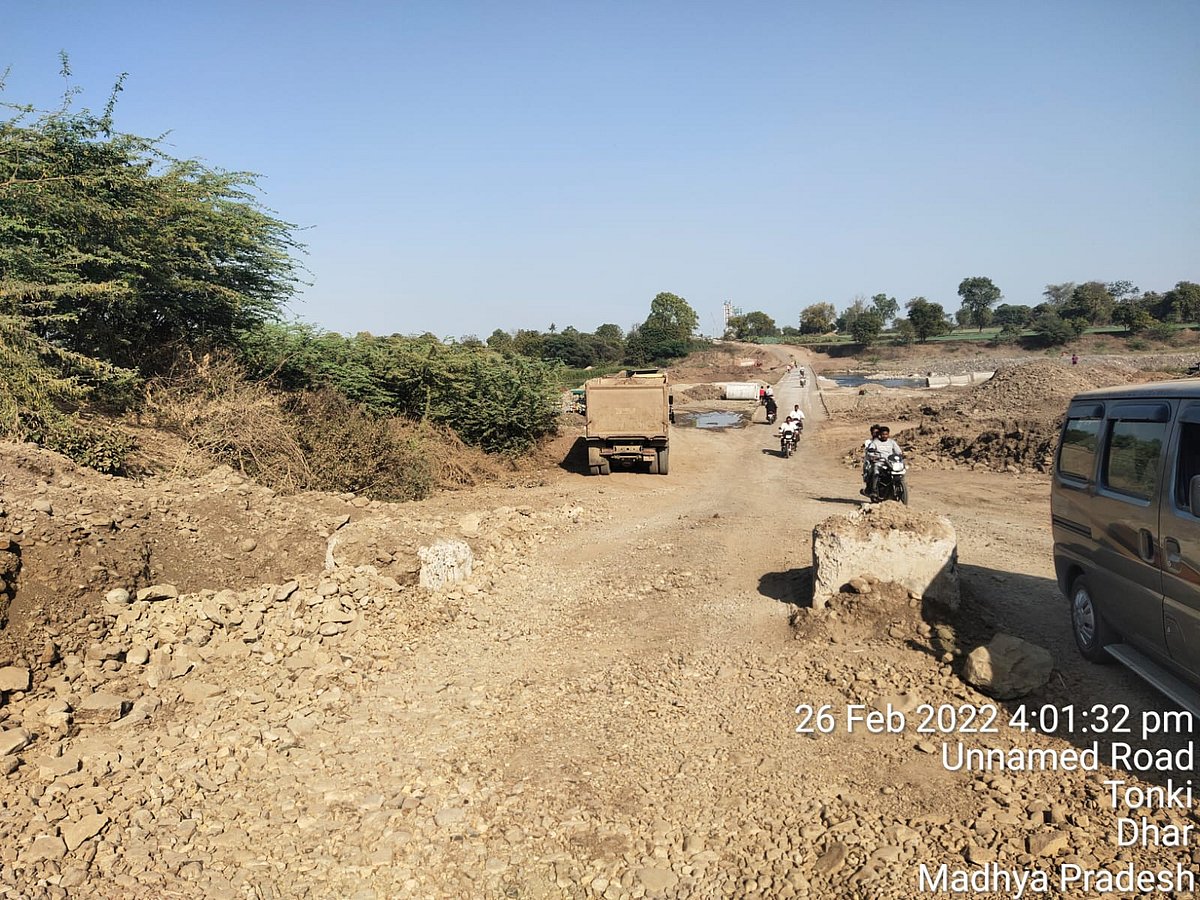 Manawar: Canal construction under Omkareshwar project; Admin failing to protect farmers' interest
