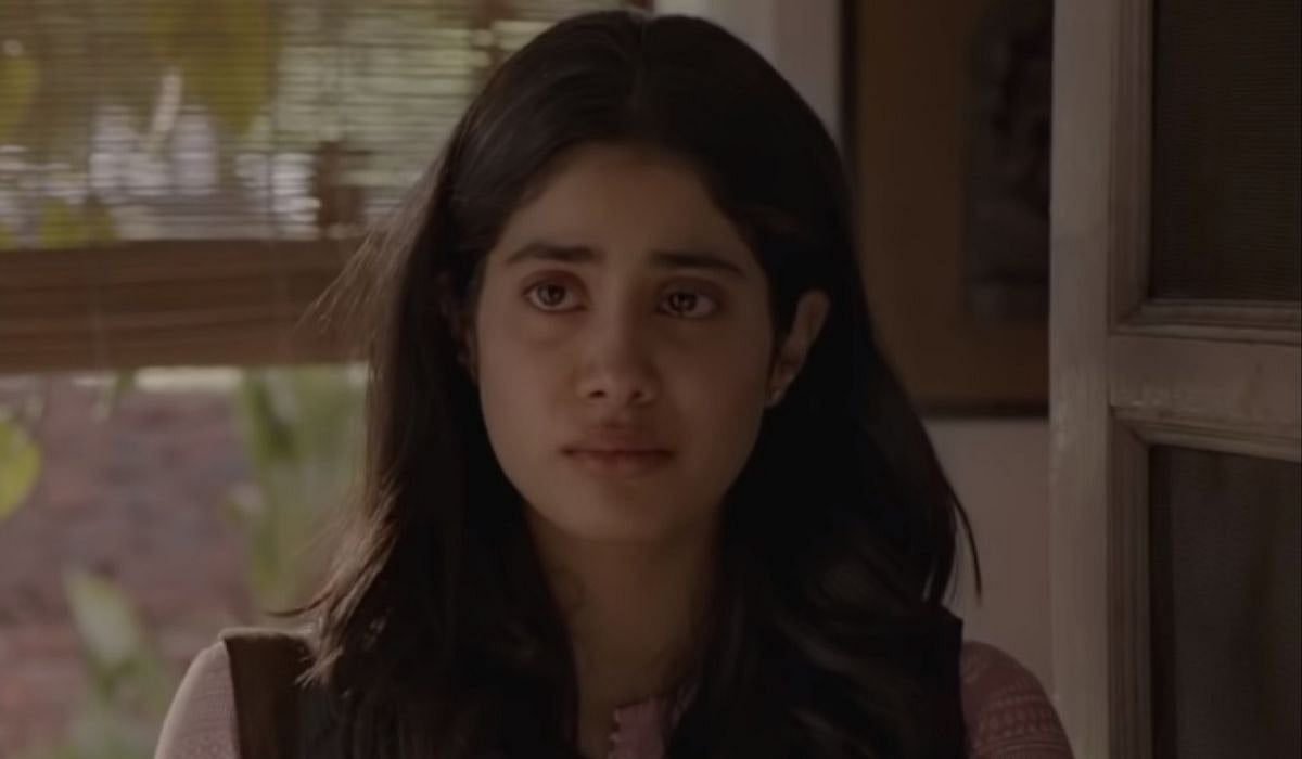 'Overacting mat karo': Janhvi Kapoor brutally trolled for 'acting surprised' over sister Sonam...