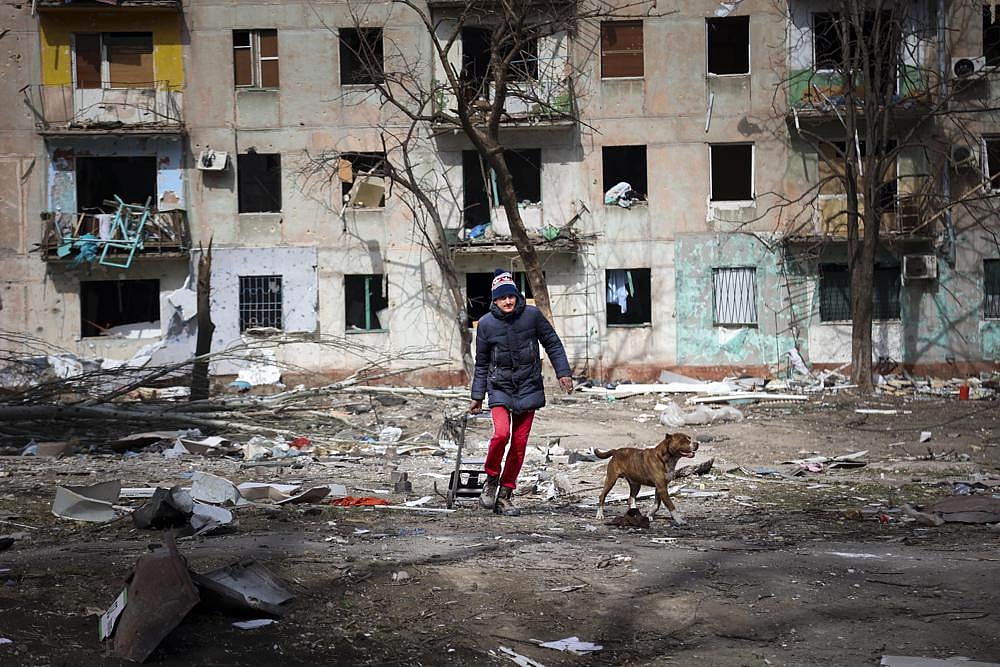 Russia claims to scale down military operations around Kyiv; Ukraine, West react with scepticism