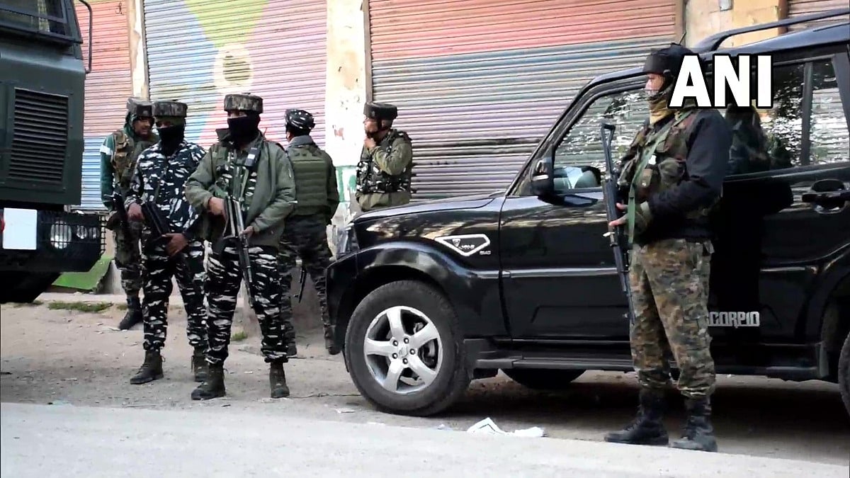 Jammu and Kashmir: One terrorist killed in encounter in Shopian 