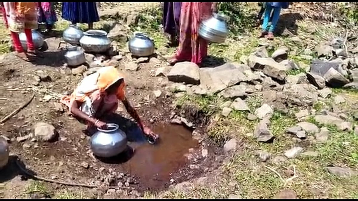 Sendhwa: Women, kids walk miles, waste half their day for a few litres of water