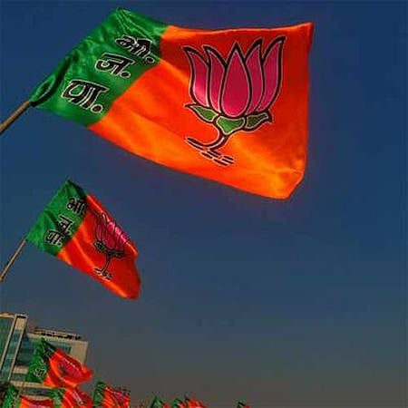 Mumbai: Political party workers booked for hurting religious sentiments