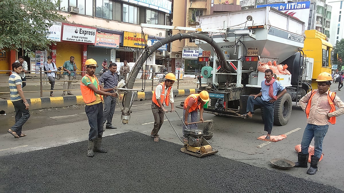 Mira Bhayandar: MBMC opts for 'failed' Jet Patcher Technique to fix potholes