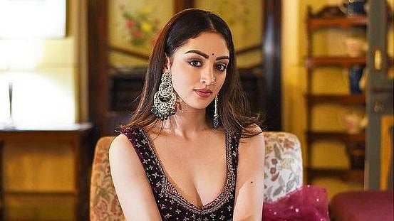 On International Dance Day, Sandeepa Dhar says 'Madhuri Dixit is my inspiration, want to perform with Hrithik Roshan once'