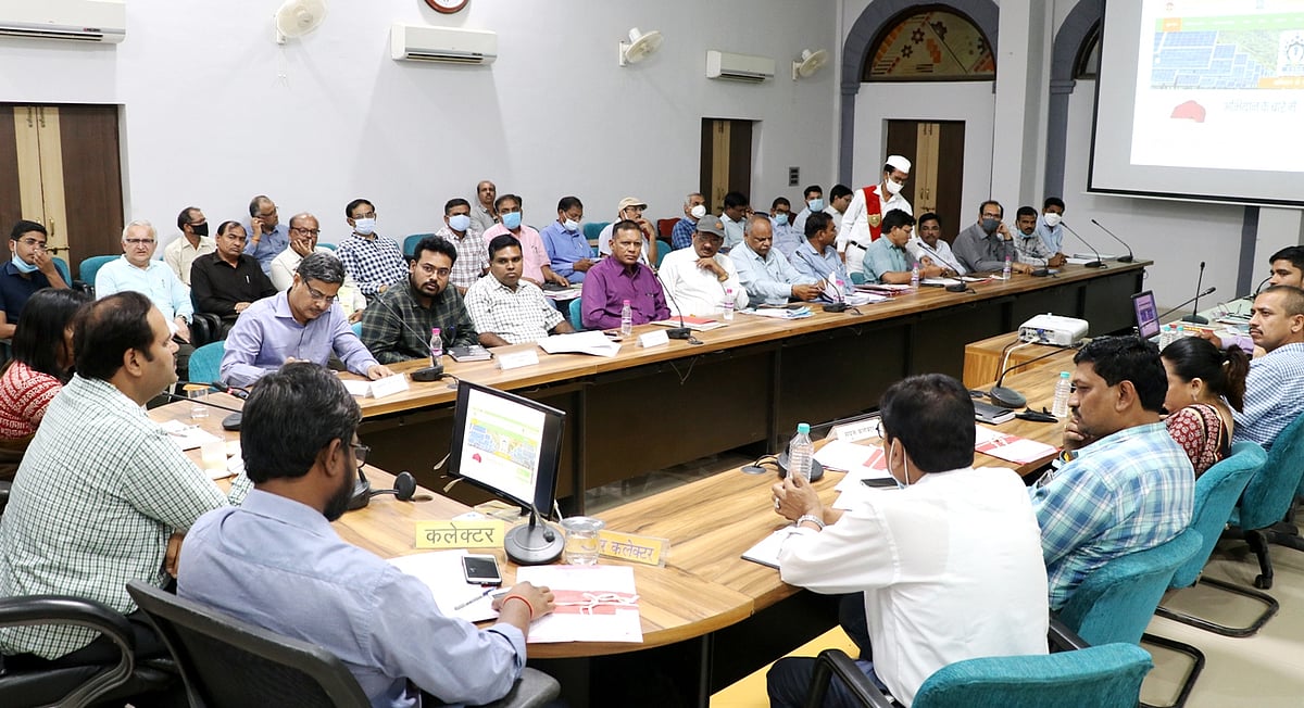 Khandwa: Omkareshwar solar plant progress reviewed