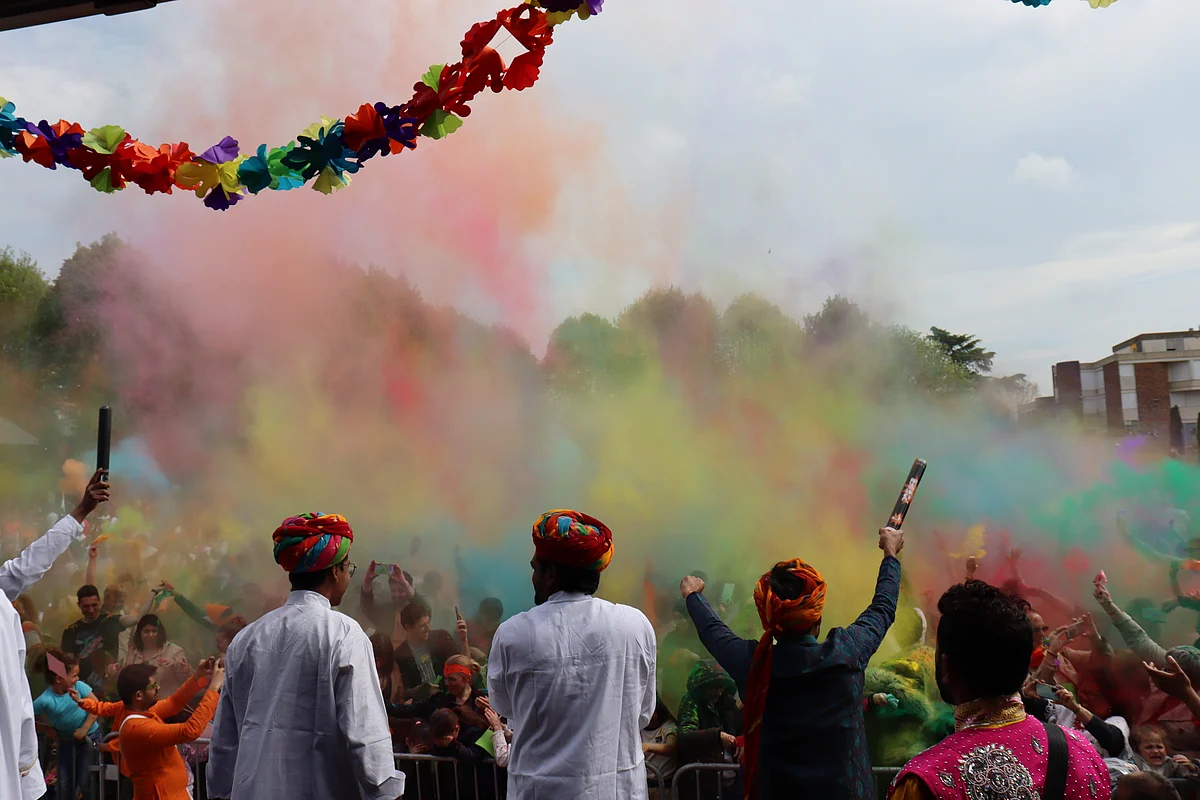 Hundreds of people from various cultural background were enthralled looking at such a beautiful festival of Holi