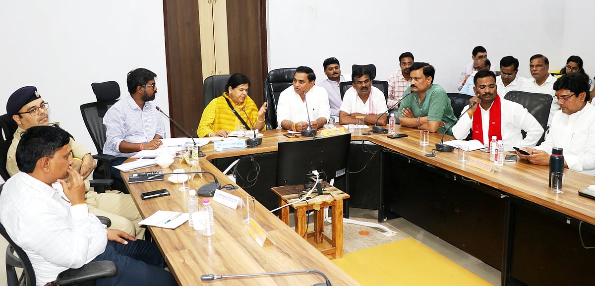 Khandwa: Prepare panchayat-wise list of Anganwadi centers and Ladli Laxmi beneficiaries