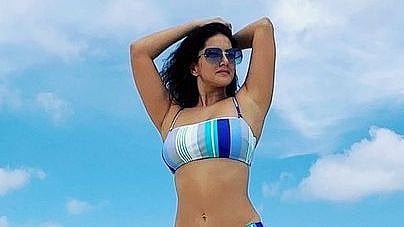 Sunny Leone Birthday Special: Sexy bikini photos of the 'Ragini MMS 2' actress
