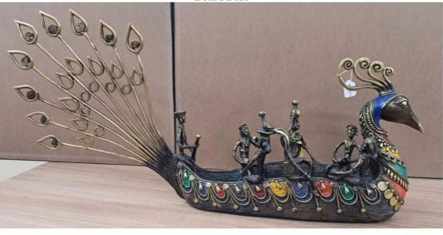 PM Modi gifts Dokra boat from Chattisgarh to Crown Prince Fredrik of Denmark