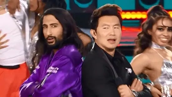 Watch video: 'Shang-Chi' star Simu Liu enjoys bhangra on 'Jalebi baby' with Tesher