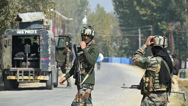 Jammu and Kashmir: Encounter breaks out at Brar area in Bandipora, two terrorists neutralized 