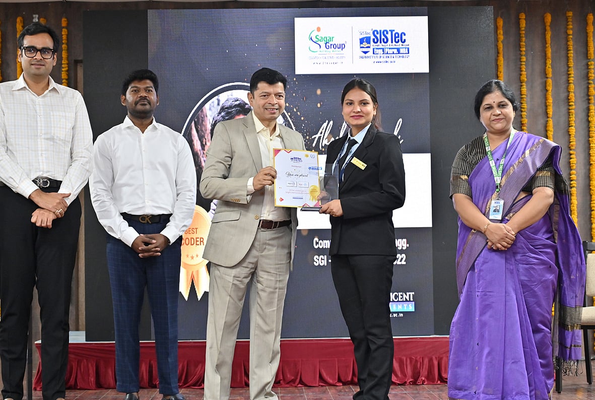 Bhopal: Sagar Institute of Science and Technology celebrates selection of students for jobs
