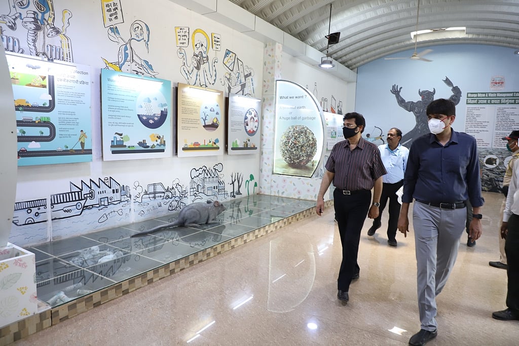 In Pics: Maharashtra chief secretary Manukumar Srivastava visits Navi Mumbai, appreciates work done by NMMC