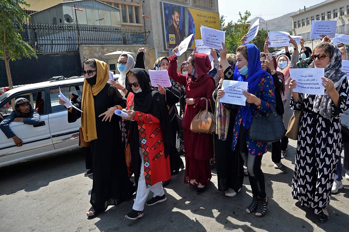 Taliban cease issuing driving licences for women, in latest blow to women's rights in Afghanistan
