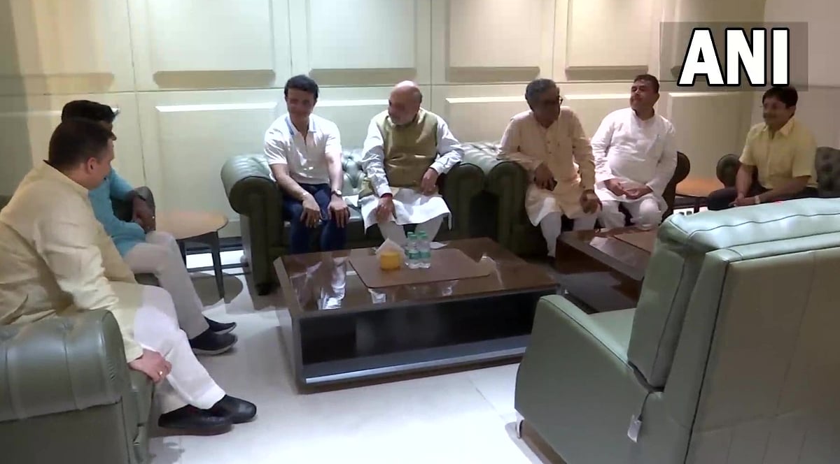 West Bengal: Union Home Minister Amit Shah dines with BCCI chief Sourav Ganguly; see pics
