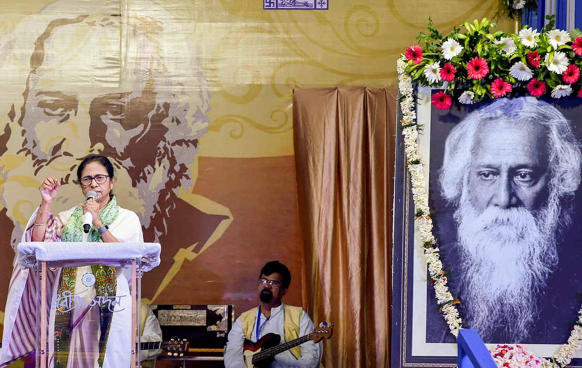 Kolkata: West Bengal Chief Minister Mamata Benerjee addresses at a function on Nobel laureate Rabindranath Tagores birth anniversary, in Kolkata, Monday, May 9, 2022.  | (PTI Photo) 