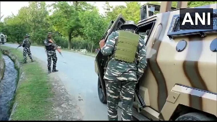 Jammu and Kashmir: Two terrorists killed in Anantnag encounter, were residents of Anantnag and Dogripora