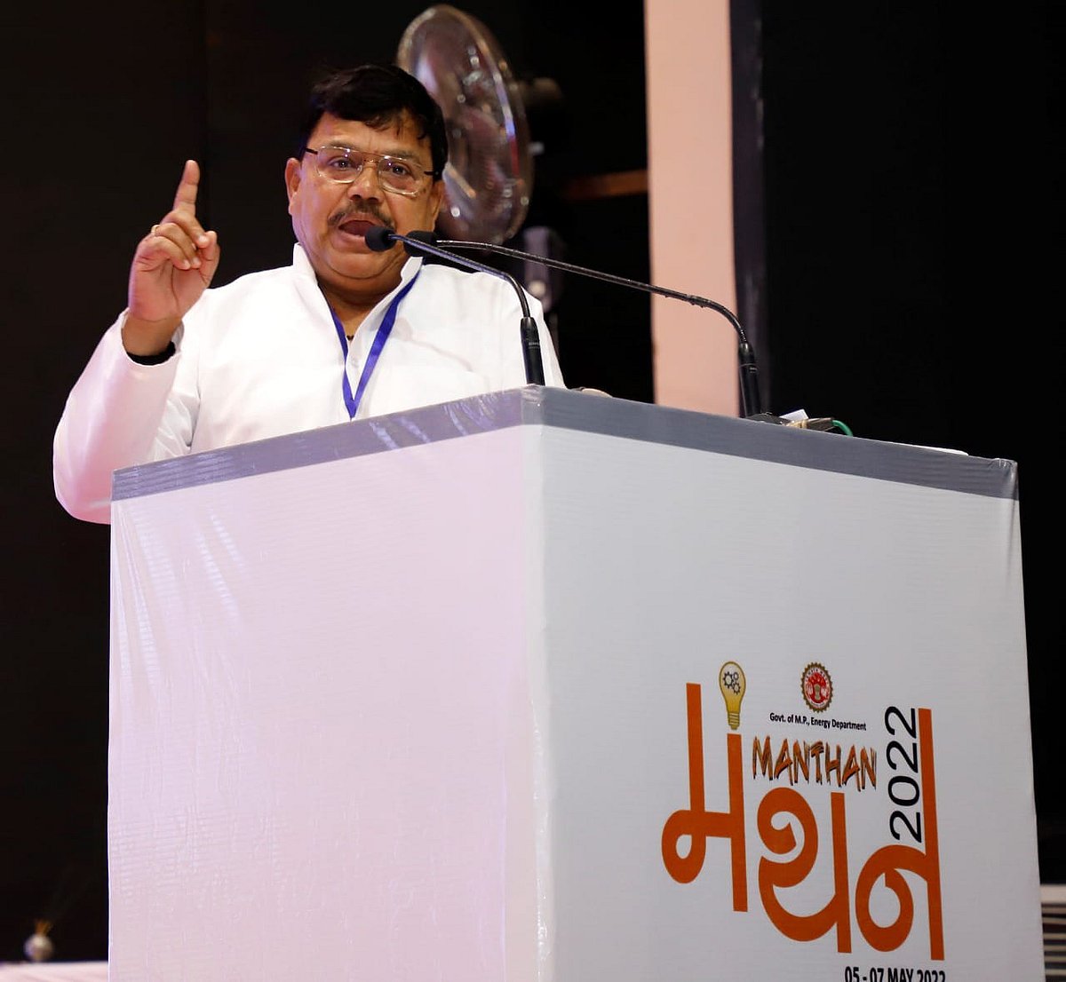 Bhopal: Power crisis in country due to coal shortage, MP better than other states, says Tomar