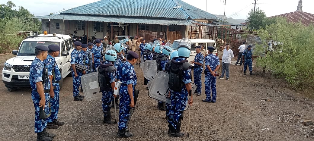 Increased security around Afzal Khan's tomb | Twitter