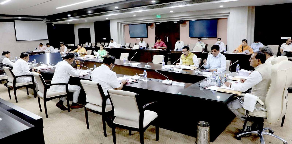 MP Cabinet Decision: Rs 25,000 to Ladli Laxmis for after-school course