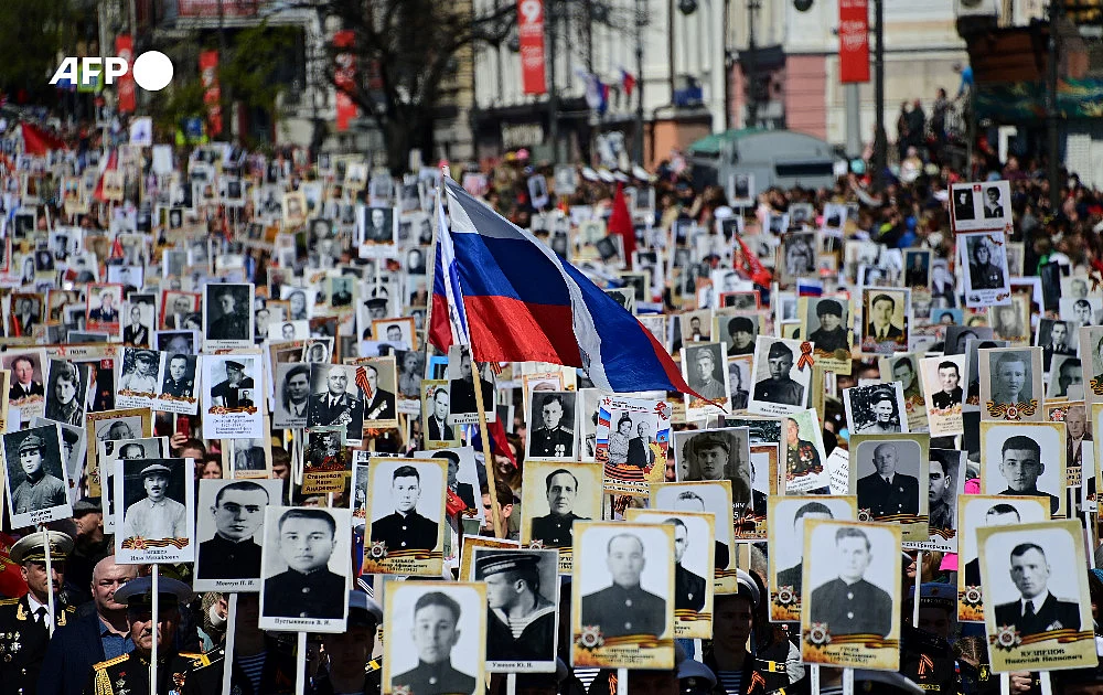 Images of Russian soldiers killed in the fighting in WW2
