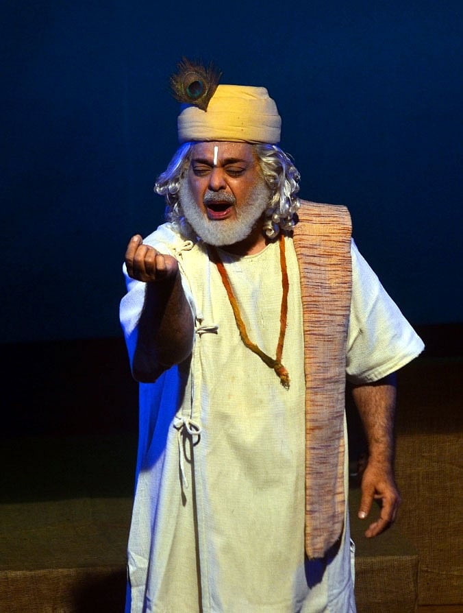 Bhopal: Shekhar Sen’s sterling on Kabir performance delights theatre buffs 