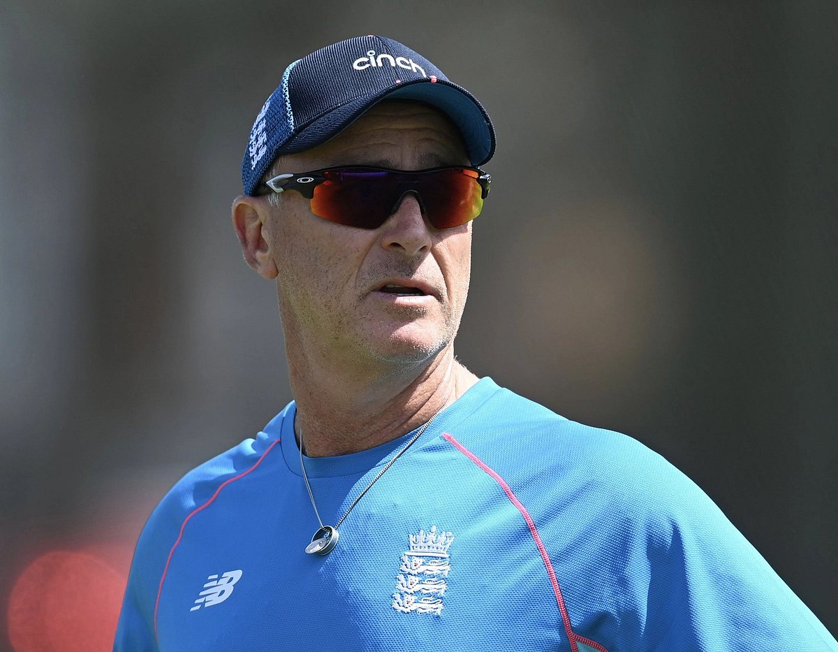 Former England cricketer and coach Graham Thorpe hospitalised with serious illness